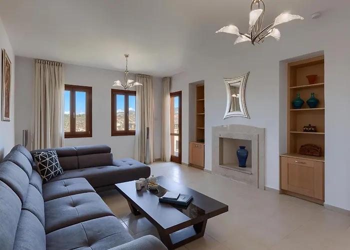 Aphrodite Hills Holiday Residences Junior Villas 3 Bedroom Junior Villa With Communal Pool - Fz02