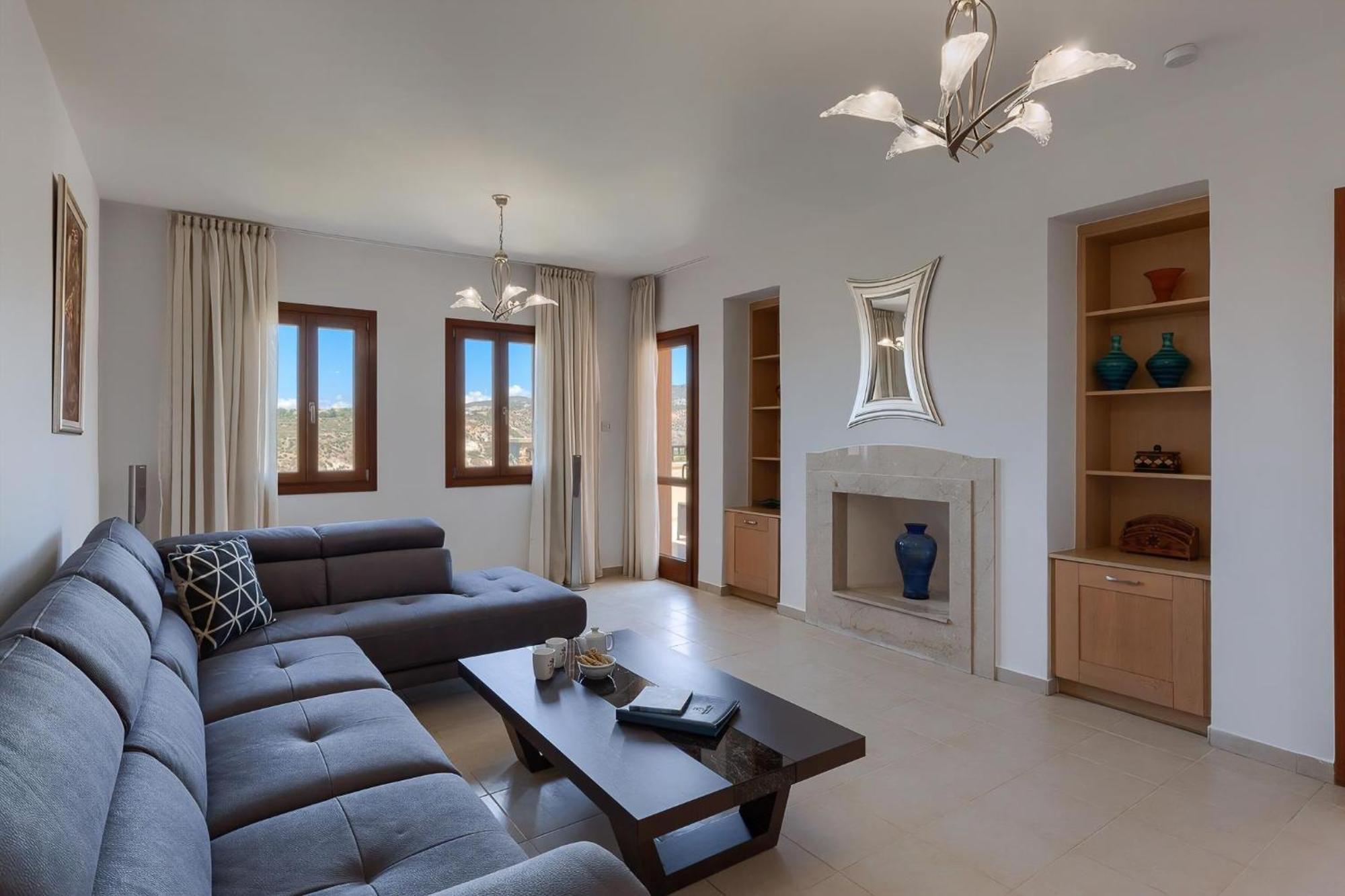 Villa Aphrodite Hills Holiday Residences Junior Villas 3 Bedroom Junior Villa With Communal Pool - Fz02