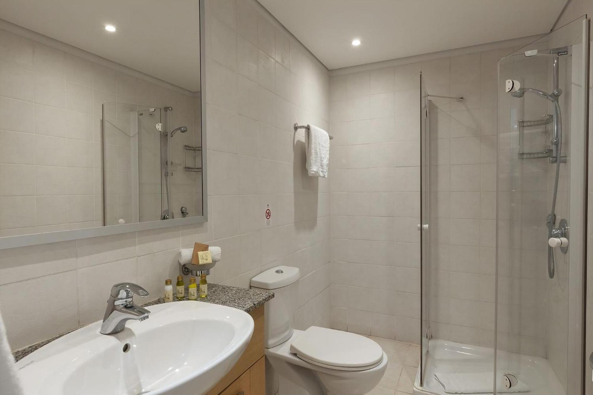 Aphrodite Hills Holiday Residences Junior Villas 3 Bedroom Junior Villa With Communal Pool - Fz02 Villa
